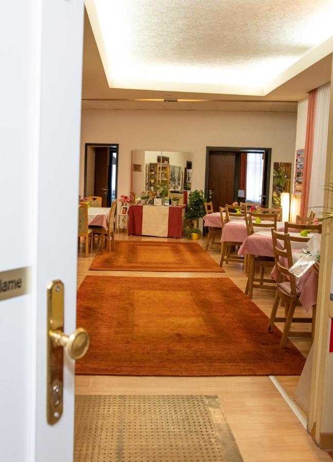 Pension Hotel Mariahilf Wina Bagian luar foto