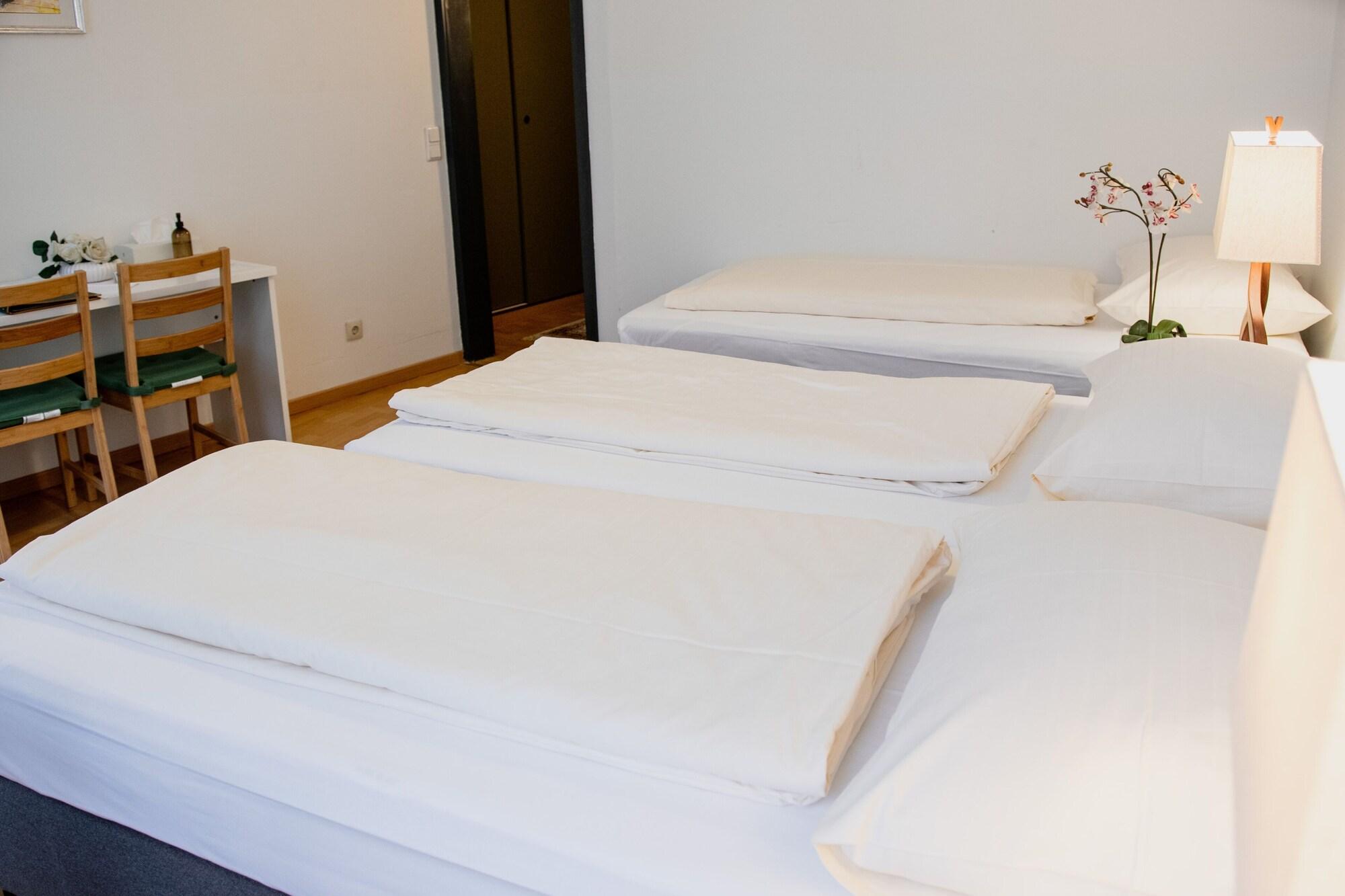 Pension Hotel Mariahilf Wina Bagian luar foto