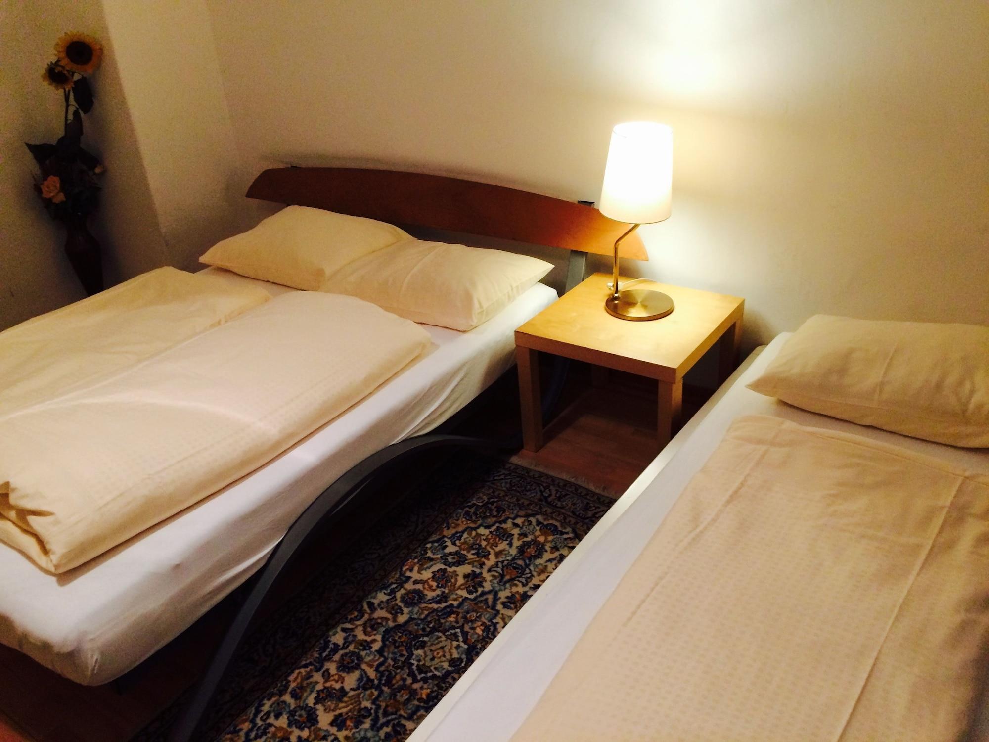 Pension Hotel Mariahilf Wina Bagian luar foto