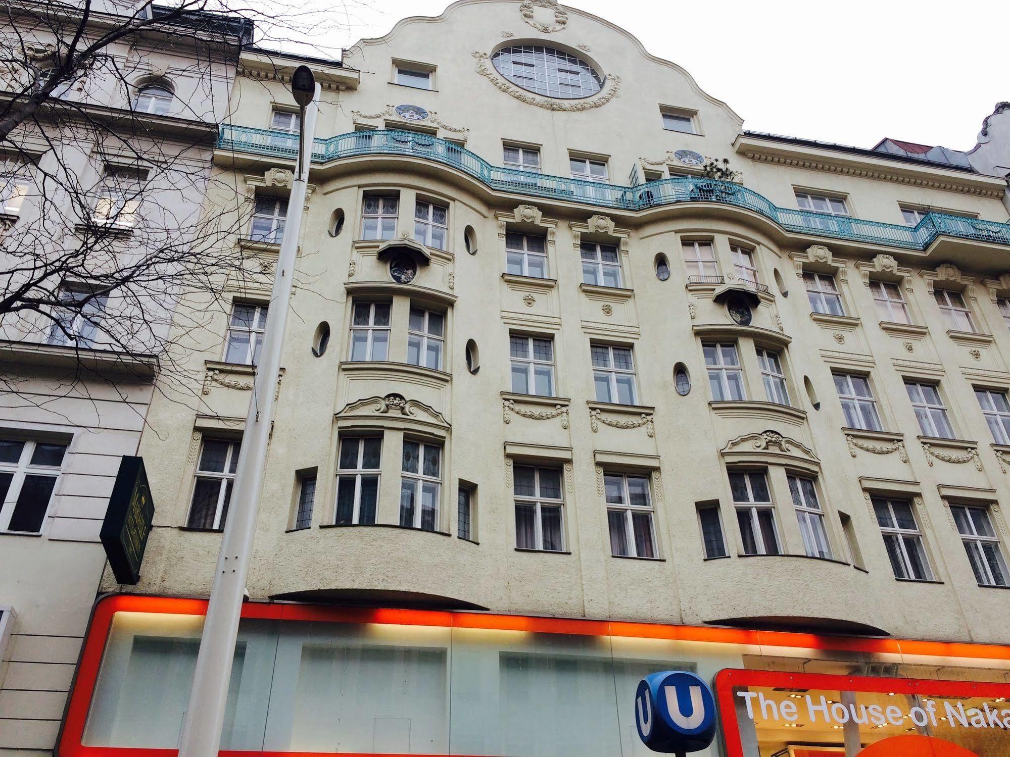 Pension Hotel Mariahilf Wina Bagian luar foto
